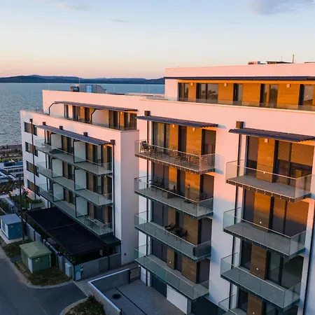 Sunset 401 With And Pool Apartment